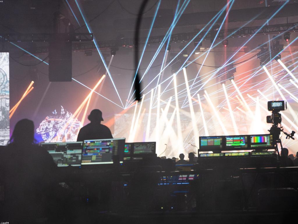 ការប្រារព្ធពិធី: ចំណុចសំខាន់នៃការចូលរួមជាមួយសង្គម