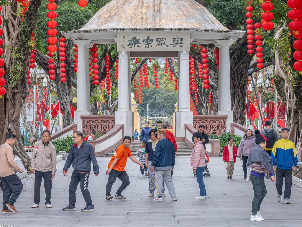 យុទ្ធសាស្ត្រលេង: គន្លឹះសំរាប់ការលេងជោគជ័យ